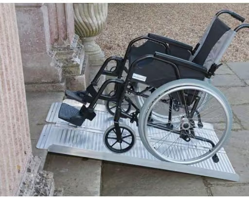 Rampe d'Accès Pliable en Aluminium BASIK